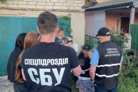 В Черноморске предпринимательница поставила почти 30 тысяч банок некачественных консервов в городской фонд резервов (фото)