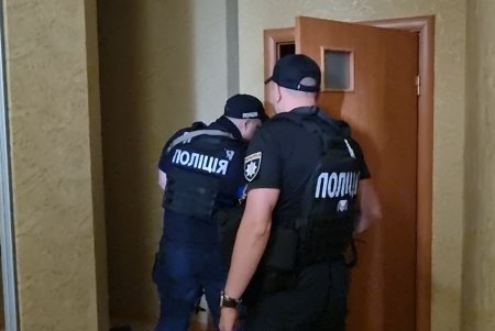 26-летний одессит втягивал женщин в проституцию и руководил работой борделей (фото, видео)