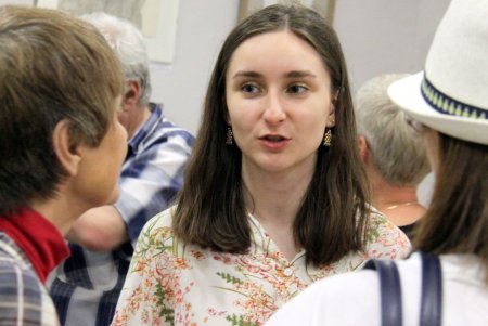 Во Всемирном клубе одесситов открылась выставка молодых художников (фоторепортаж)
