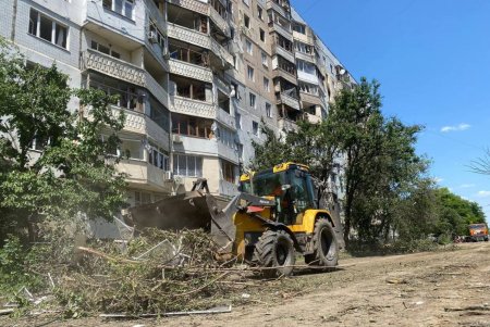 Погибшие, раненые, повреждены жилые дома, школы и детские сады: в Одессе 11 июня день траура по погибшим в результате ночной атаки (фоторепортаж)