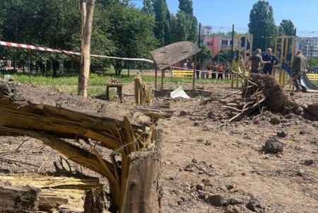 Погибшие, раненые, повреждены жилые дома, школы и детские сады: в Одессе 11 июня день траура по погибшим в результате ночной атаки (фоторепортаж)