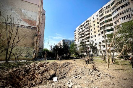 Погибшие, раненые, повреждены жилые дома, школы и детские сады: в Одессе 11 июня день траура по погибшим в результате ночной атаки (фоторепортаж)