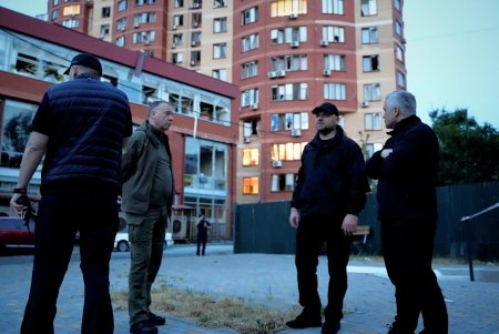 Пожары и завалы: результаты ночного обстрела Одессы (фоторепортаж)