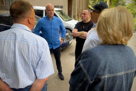 Геннадий Труханов посетил в Одессе места компактного проживания беженцев из Херсонской области (фото, видео) 