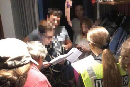 Чиновники Госпродпотребслужы брали взятки за беспрепятственный вывоз зерна из одесских портов (фото)