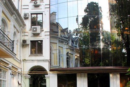 Одесский «королевский дворец»: прогулка по скверу «Пале-Рояль» (фоторепортаж) 