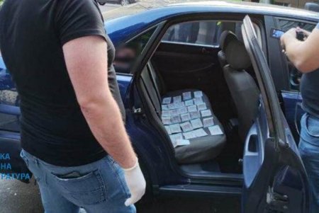 Инспектор службы Гоструда в Одесской области ежемесячно требовал от владельца ресторана взятку (фото)