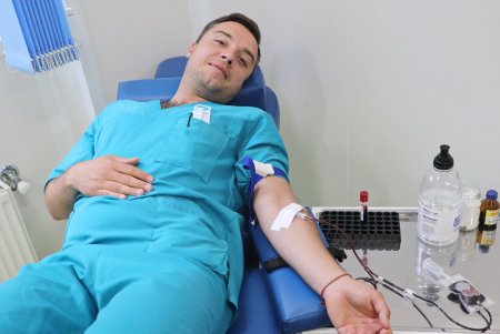 Более 100 одесских медиков сдали кровь за неделю (фото)