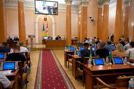 Внеочередная сессия: На ремонт пострадавшего от вражеских обстрелов жилья одесситов на сессии горсовета решено выделить 39 миллионов гривен (фото)