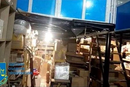 В Одесской области раскрыто масштабное производство поддельной элитной косметики (фото)