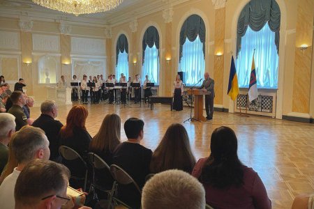 В День Конституции Украины мэр Одессы вручил почетные награды (фото)