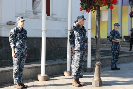 День Военно-морских сил: в Одессе торжественно подняли флаг ВМС и провели спортивные состязания (фото, видео)