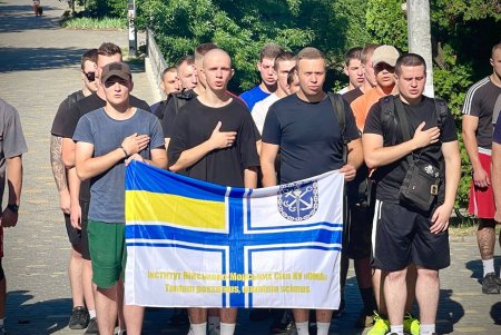 День Военно-морских сил: в Одессе торжественно подняли флаг ВМС и провели спортивные состязания (фото, видео)