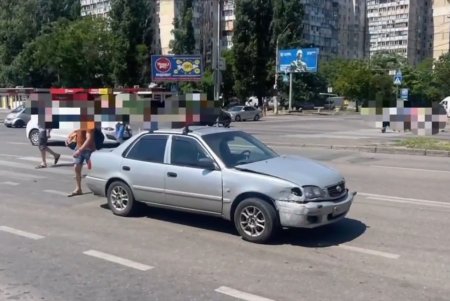 Тройное ДТП в Одессе: пострадали двое детей (фото)