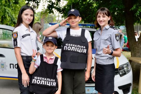 Одесские ювеналы устроили для маленьких горожан незабываемый праздник Ивана Купала