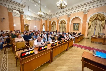 Геннадий Труханов провел совещание с работниками служб города, которые проверяют бомбоубежища (фото) 