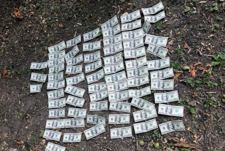 Правоохранители разоблачили одессита, организовавшего схему переправки призывников через границу (фото)