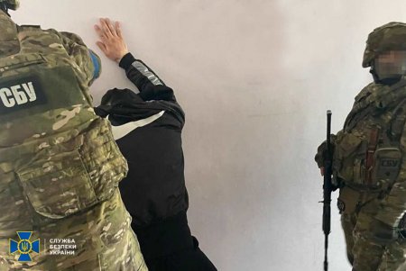 Экс-депутат сельсовета Затоки незаконно присвоил 15 земельных участков у моря (фото)