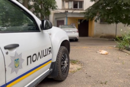 Житель Одессы нанес тяжкие телесные повреждения знакомому, ударив его ножом в грудь (фото, видео)