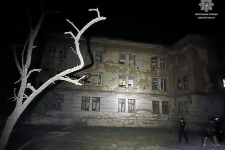 Правоохранители документируют последствия ночного удара по Одессе и области (фото)
