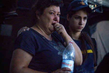 Разрушения, пожары и пострадавшие: в Одессе и области ликвидируют последствия и подсчитывают ущерб от очередного ракетного удара (фоторепортаж) 