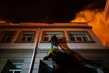 Разрушения, пожары и пострадавшие: в Одессе и области ликвидируют последствия и подсчитывают ущерб от очередного ракетного удара (фоторепортаж) 