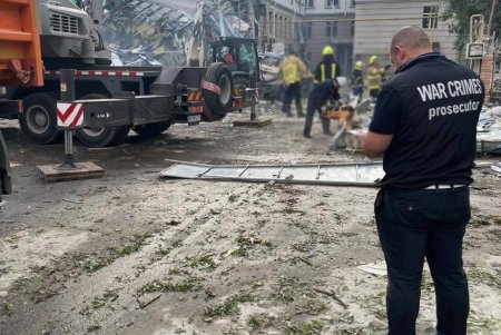 Разрушения, пожары и пострадавшие: в Одессе и области ликвидируют последствия и подсчитывают ущерб от очередного ракетного удара (фоторепортаж) 