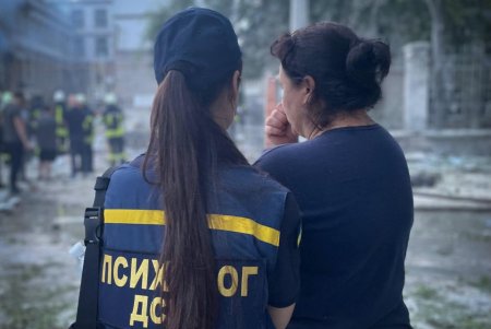 Разрушения, пожары и пострадавшие: в Одессе и области ликвидируют последствия и подсчитывают ущерб от очередного ракетного удара (фоторепортаж) 
