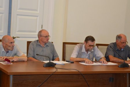 Известный одесский краевед отмечен почетной наградой Одесского городского головы (фото)