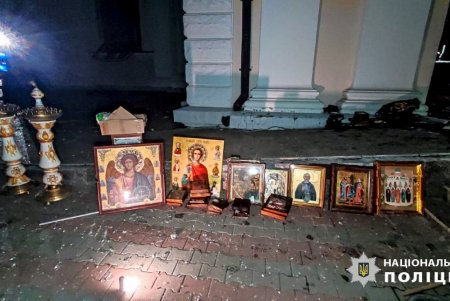 Ночной удар по Одессе и области: пострадали многоквартирные дома, портовая инфраструктура, два памятника архитектуры, православный храм, есть погибшие и раненые (фото, видео)