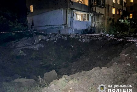 Ночной удар по Одессе и области: пострадали многоквартирные дома, портовая инфраструктура, два памятника архитектуры, православный храм, есть погибшие и раненые (фото, видео)