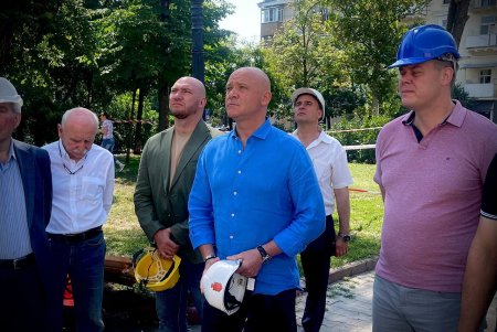 Первоочередные противоаварийные работы в Спасо-Преображенском соборе будут начаты незамедлительно, - мэр Одессы (фото, видео)