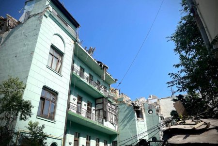 Рабочая группа начала обследование одесских памятников архитектуры, разрушенных ракетным обстрелом (фото, видео)