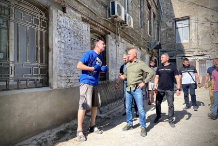 Рабочая группа начала обследование одесских памятников архитектуры, разрушенных ракетным обстрелом (фото, видео)