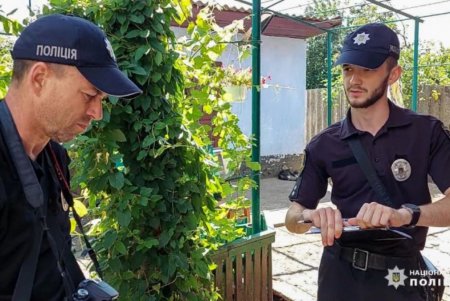 Избила, обожгла, связала и закрыла в сарае: за издевательства над братом жительница Белгород-Днестровского района может попасть в тюрьму (фото, видео)