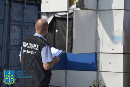 Правоохранители расследуют очередной вражеский удар по портовой инфраструктуре Одесской области