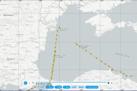 Три грузовых судна успешно прорвали морскую блокаду РФ, открыто проследовав в Украину