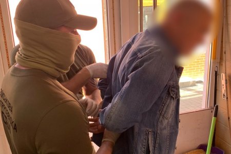 Начальник РЭС Одесского КЭУ требовал от подрядчиков проценты от суммы в договорах (фото)