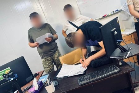 В Одесской области военный бухгалтер присвоил более 10 миллионов гривен из зарплатного фонда морпехов (фото)