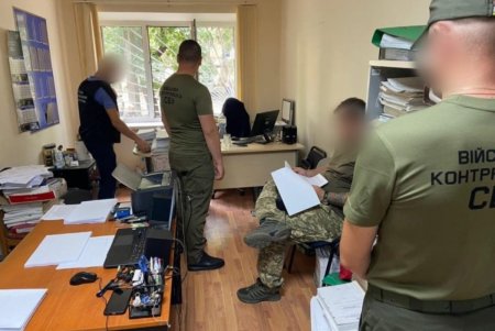 В Одесской области военный бухгалтер присвоил более 10 миллионов гривен из зарплатного фонда морпехов (фото)