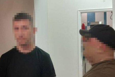 Адвокат работал на РФ, направляя ракеты на места авиаударов по городу (фото)