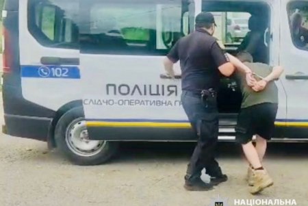 На поселке Котовского мужчина ударил прохожего ножом из-за сигарет (фото)