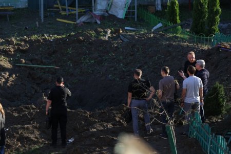 Самый масштабный обстрел западной и центральной Украины: 28 ракет, есть погибшие и пострадавшие (фоторепортаж)