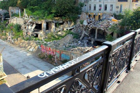 Улица Бунина самая артистическая улица Одессы (фоторепортаж)