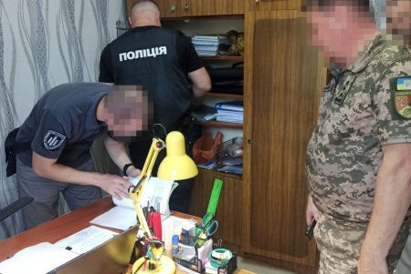 Коррупционные схемы уклонения от призыва: в медучреждениях и терцентрах Одесской области проводят масштабные обыски (фото)