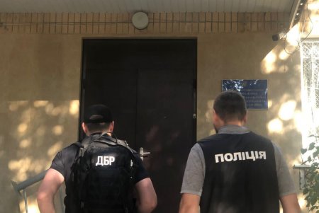 Коррупционные схемы уклонения от призыва: в медучреждениях и терцентрах Одесской области проводят масштабные обыски (фото)
