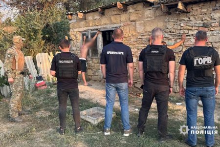Двое братьев из Раздельнянского района пытались изготовить партию наркотиков на сумму 14 миллионов гривен (фото, видео)