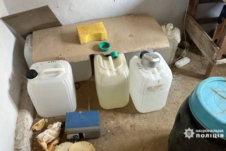 Двое братьев из Раздельнянского района пытались изготовить партию наркотиков на сумму 14 миллионов гривен (фото, видео)