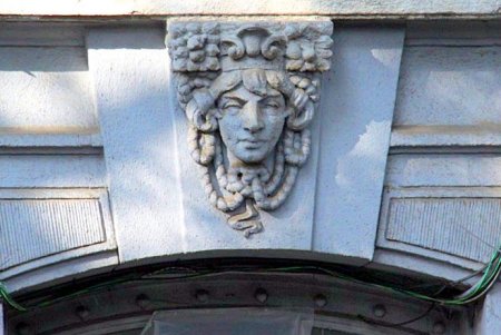Улица Нежинская: старинные особняки и современные дома (фоторепортаж) 