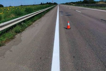 В Одесской области приводят в порядок региональные дороги (фото)